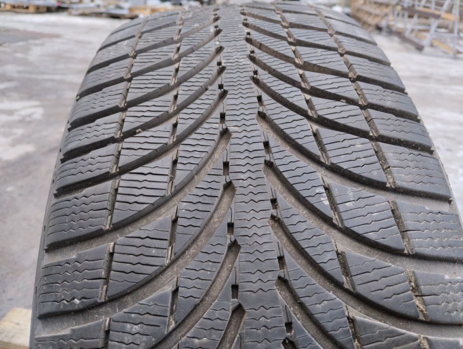 Шина 255/55/20 Michelin Latitude alpin одиначка