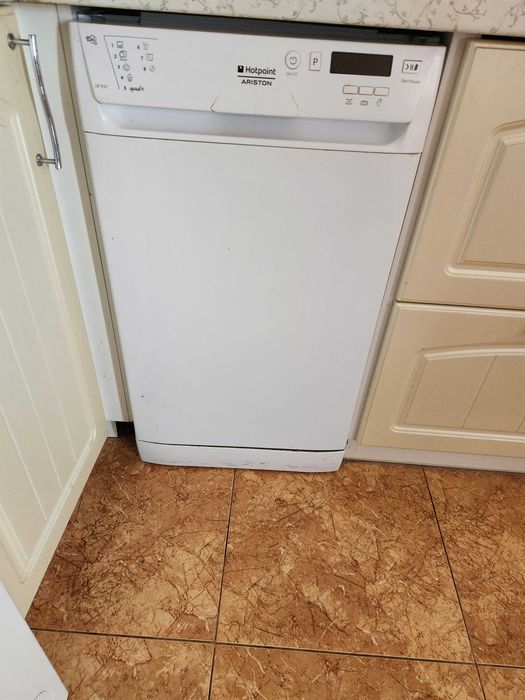 Посудомийка Hotpoint-Ariston LSF 835 EU/HA