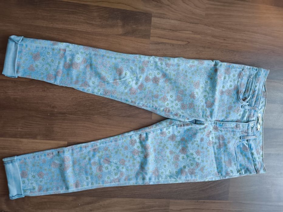 Jeansy damskie Levi Strauss