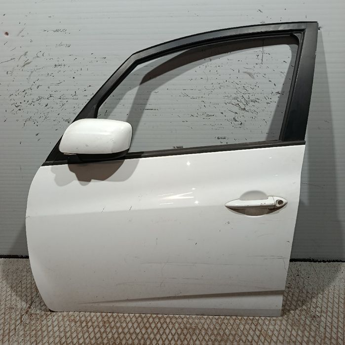 Porta frente esquerda KIA Venga (YN)