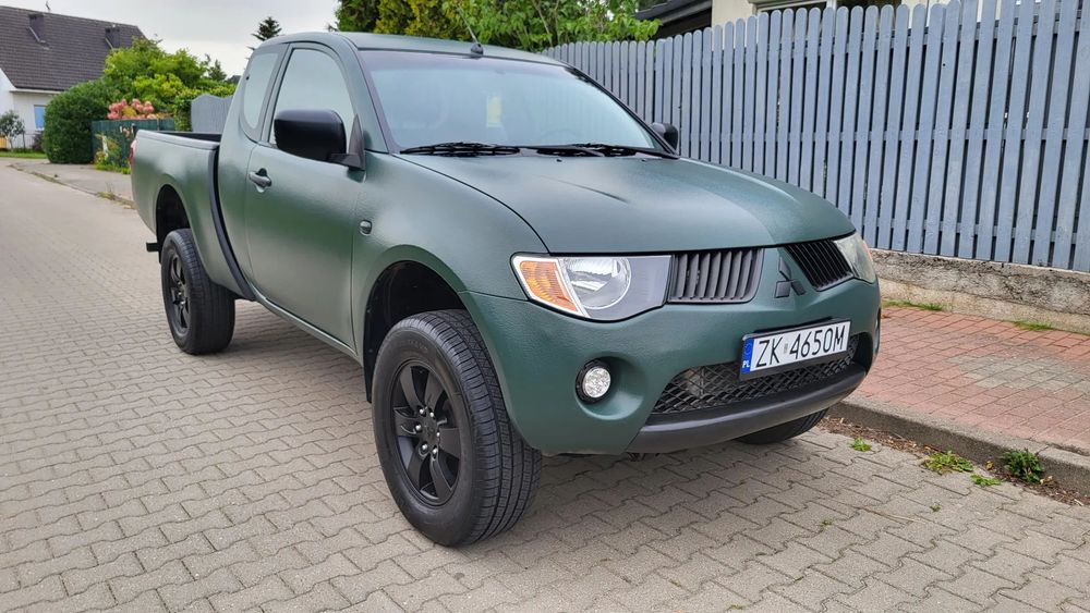 Mitsubishi L200 4x4 Klima Hak Mocno Doinweetowany Długa Paka