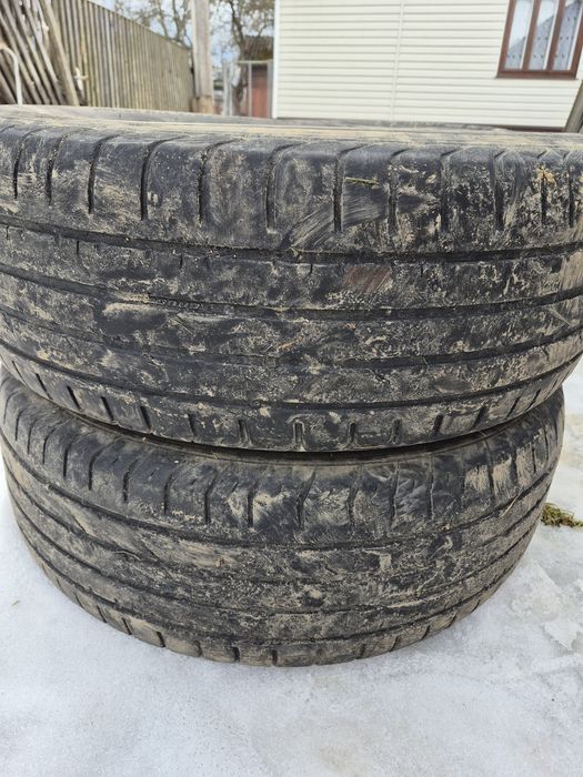 Продам шини  Kumho 365.65.r17