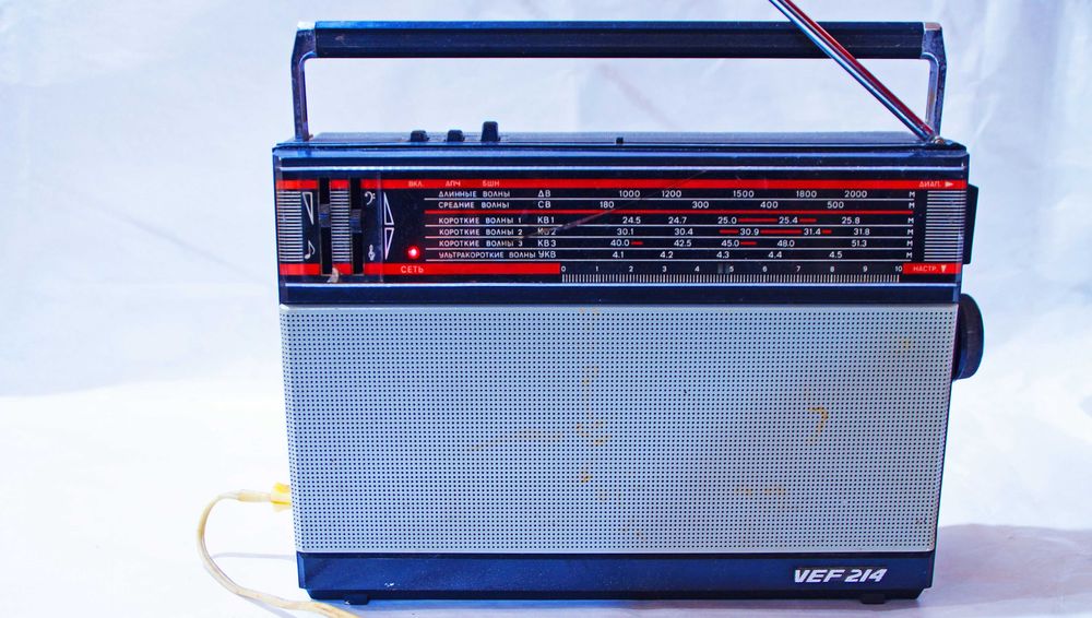 VEF 214 Советский радиоприемник -Прибалт.В отличном рабочем состоянии