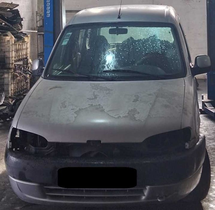 Peugeot Partner para peças