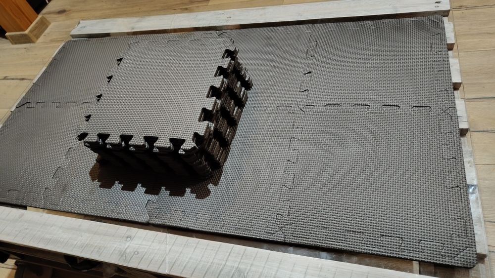 Maty do ćwiczeń puzzle pod sprzęt do ćwiczeń bieżnię