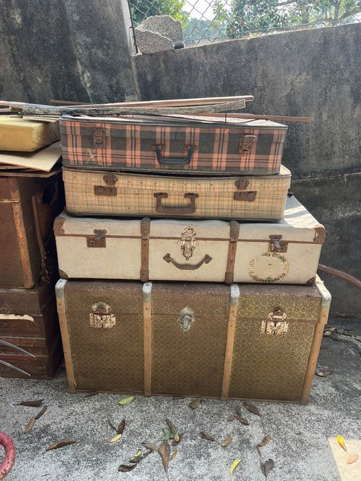 Malas e arcas vintage para restauro