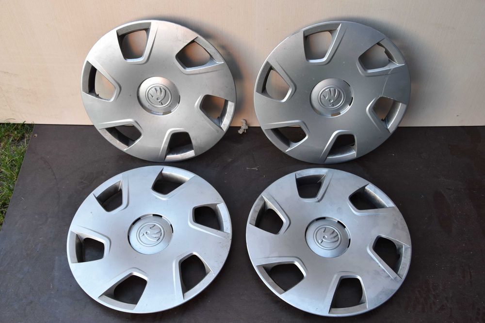 4x Kołpaki Kołpak Oryginalne 15'' cali Skoda Fabia Rapid Roomster Octavia  OE Kolpaki Kolpak