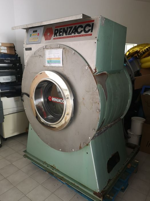 Máquina de lavar roupa industrial Renzacci