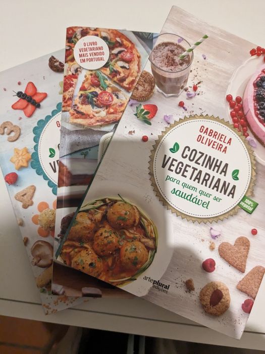Livros cozinha vegetariana da Gabriela Oliveira