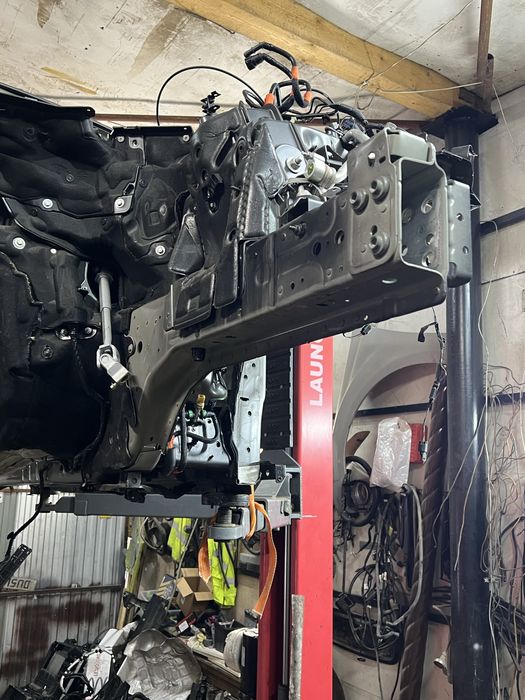 Лонжерон  лівий правий Jaguar F-pace 2023р в наявності!