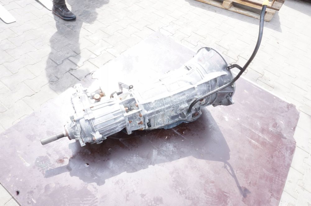 SKRZYNIA BIEGÓW REDUKTOR JEEP CHEROKEE III KJ 2.8 CRD KOMPLET