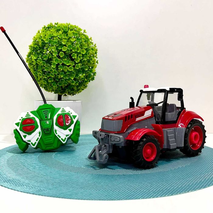 Трактор на радіокеруванні масштаб 1:24 підсвічування Червоний (HJ8011)