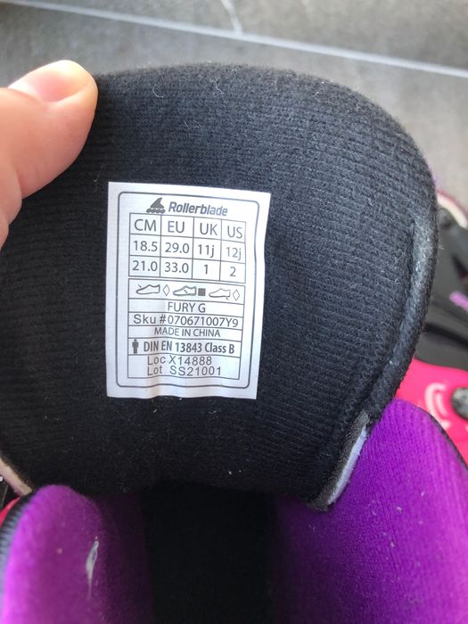 Ролики на дівчинку