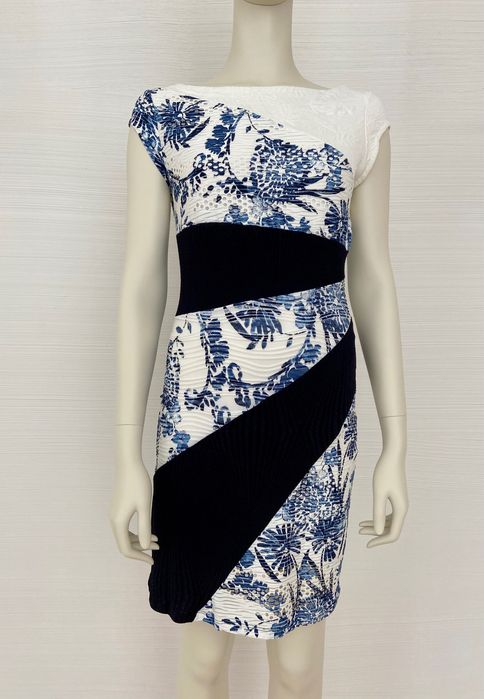 Vestido Desigual Novo