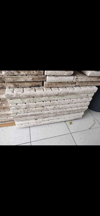 Vendo 160 pedras usadas para jardim