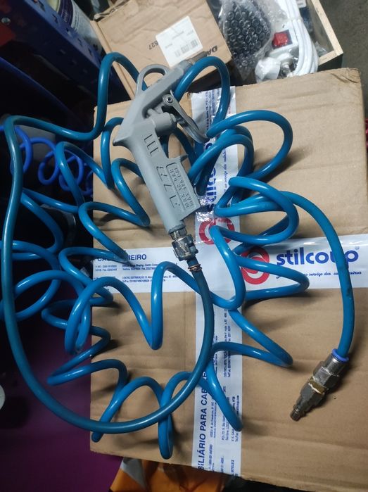 Mangueira espiral com pistola de ár comprimido