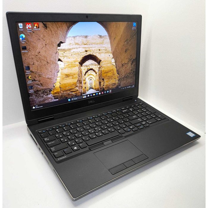 Ігровий ноутбук Dell Precision 7530 | 15.6 IPS | i7-8850H 6ядер-12поток | DDR4 16Gb | Nvidia Quadro P2000 4Gb
