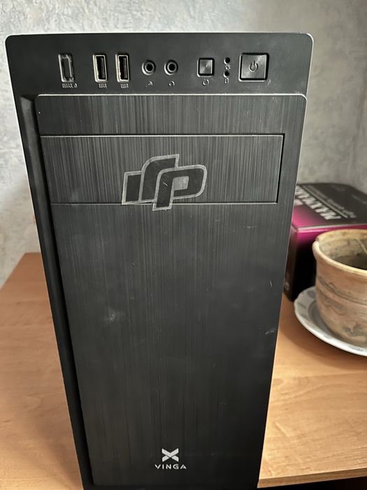 Корпус vingа для компʼютера