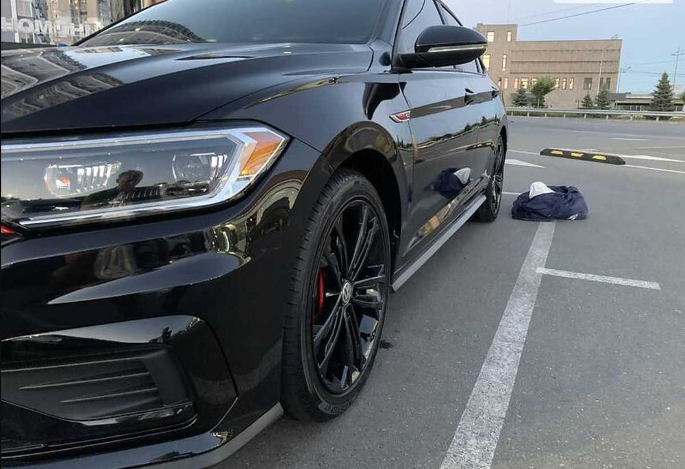 Volkswagen Jetta GLI 2020 — 2.0 TSI (230 к.с.) | 15 тис. км пробігу