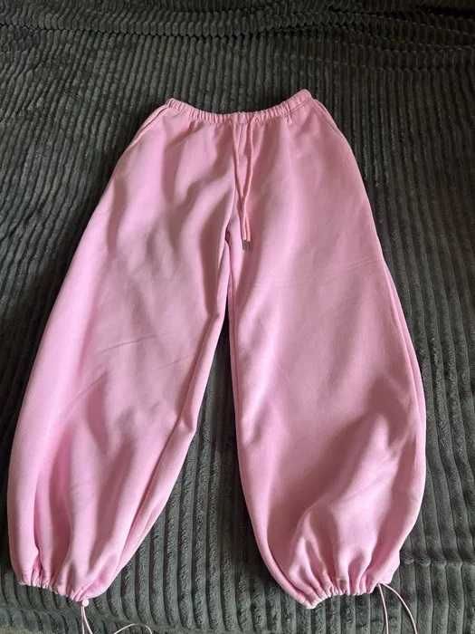 Fato de treino cor-de-rosa para mulher