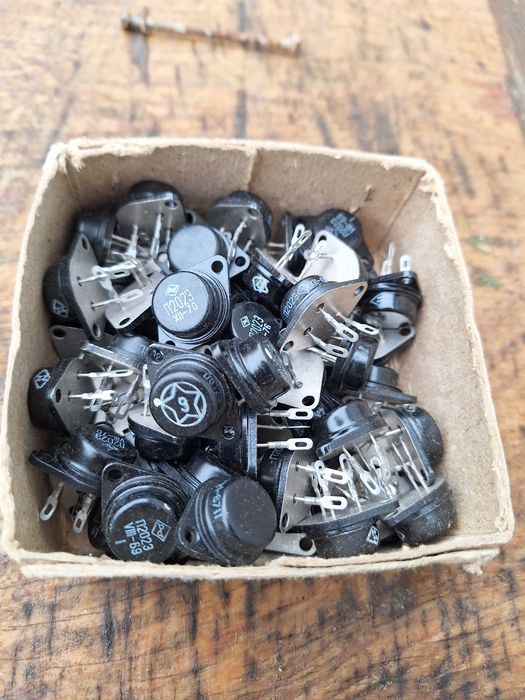 Транзисторы КП303Ж, ГТ328, КТ355,  КТ525, 2А537А, П416Б, ,