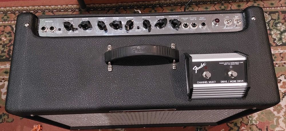 Wzmacniacz gitarowy combo Fender Hot Rod deLuxe
