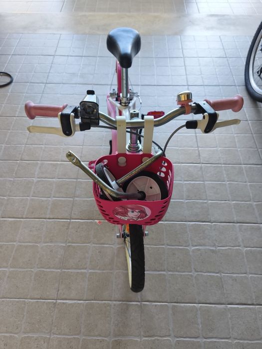 Bicicleta de criança (menina)