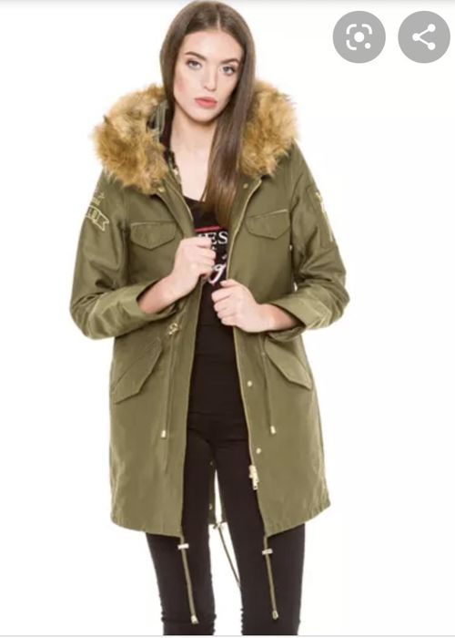 Śliczna kurtka Guess ,parka M