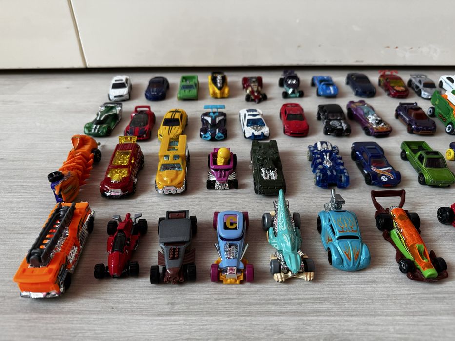 Трек гараж бокс переноска hot wheels машинки