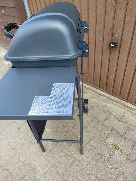 Grill gazowy dwa palniki  nowy !