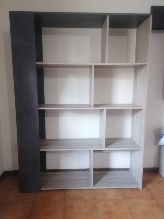 Movel ika em bom estado