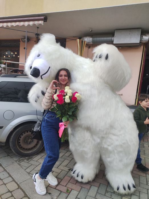 Аніматори Коломия.Білий ведмедик Хепі. Великий Панда