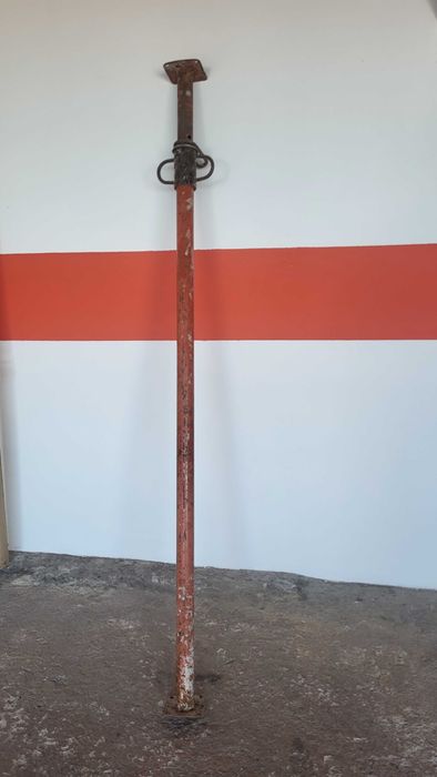 Escoras metálicas