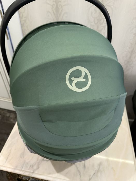 Автокрісло Cybex Clooud