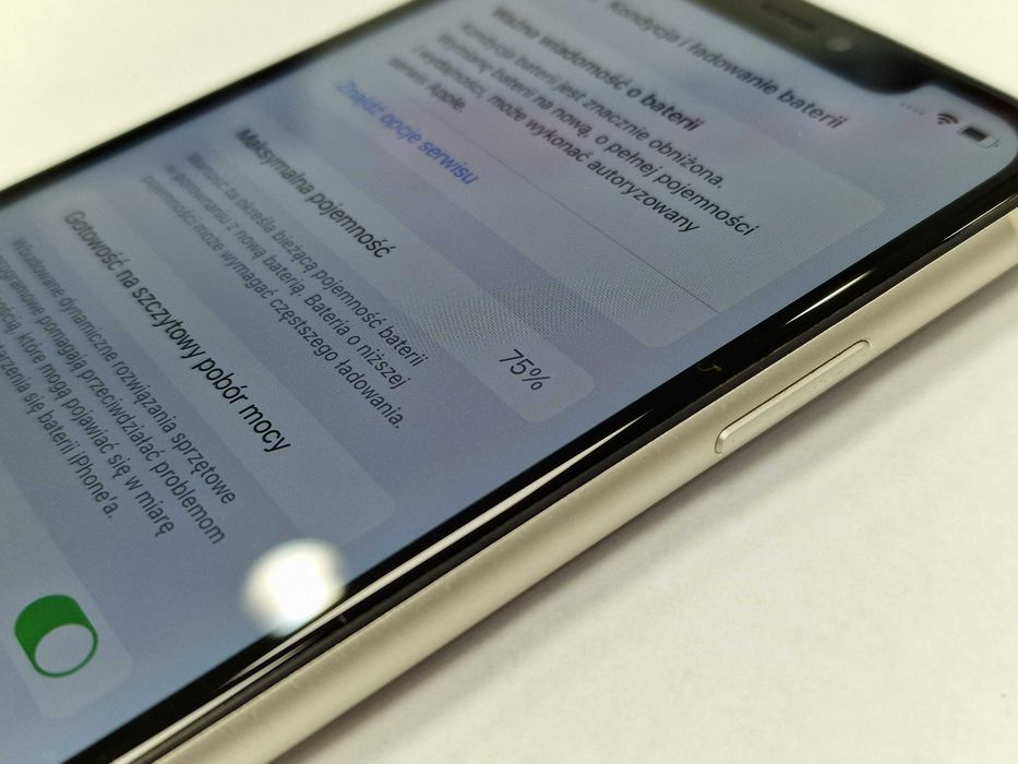 Iphone 11 128GB/ White/ BAT 75%/ Grade A/ Gwarancja + ładowarka
