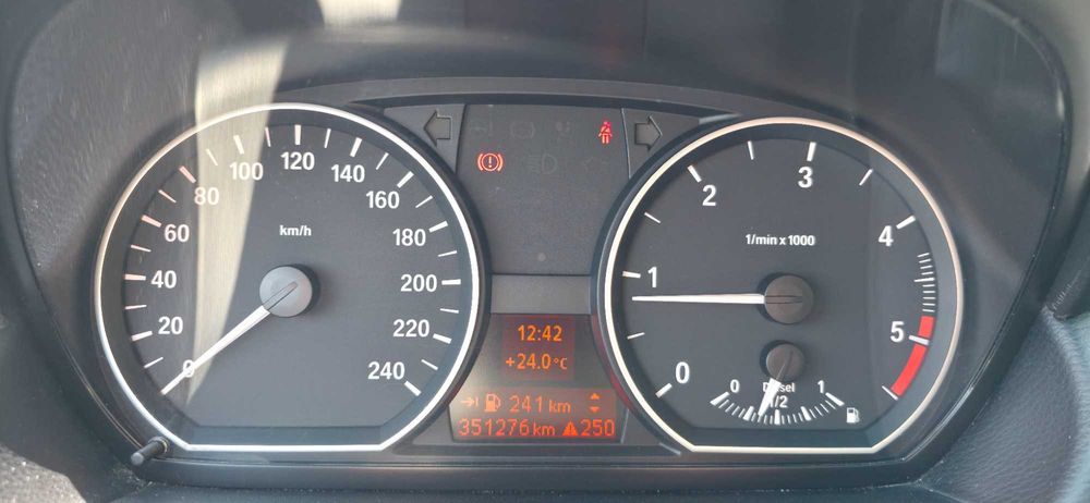 BMW 1 e87 118D 2009r.
