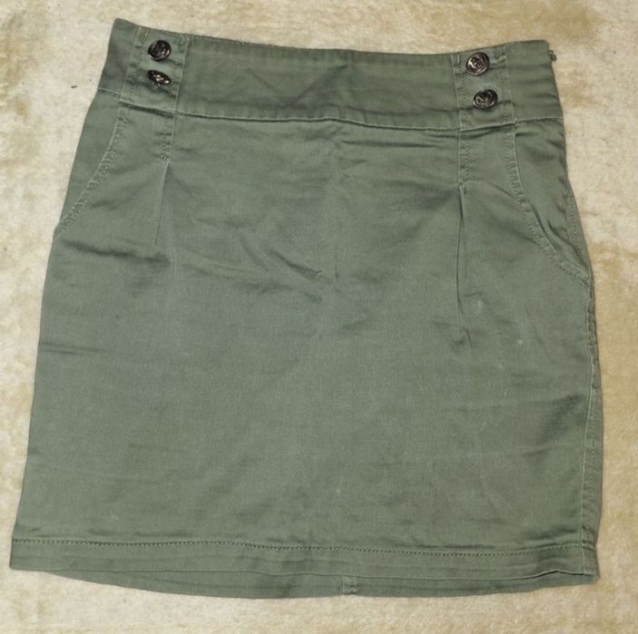 Юбка коттон девочке 8-9л Oodji зеленый
Длина 40 пот 34
Дефектов нет.ес