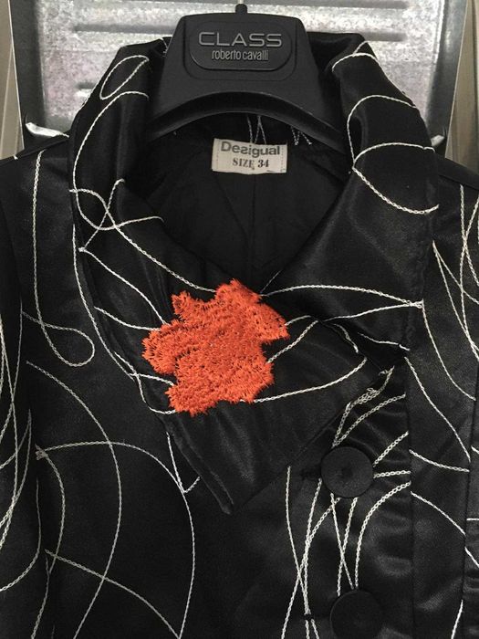 Стильный женский плащ, тренч. Desigual. Оригинал!