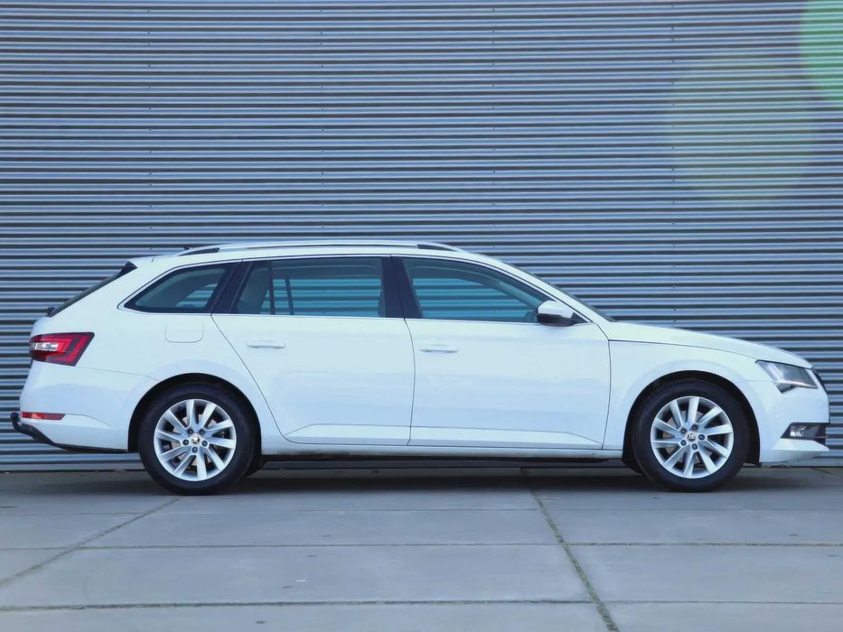 Skoda Superb      2018