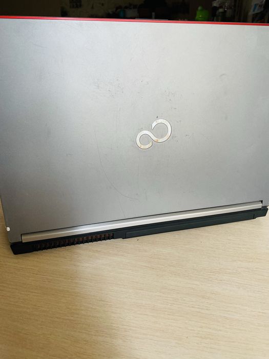 Продам ігровий ноутбук Fujitsu Celsius H760