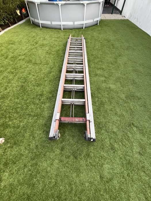 Escada Tubesca lance isolado