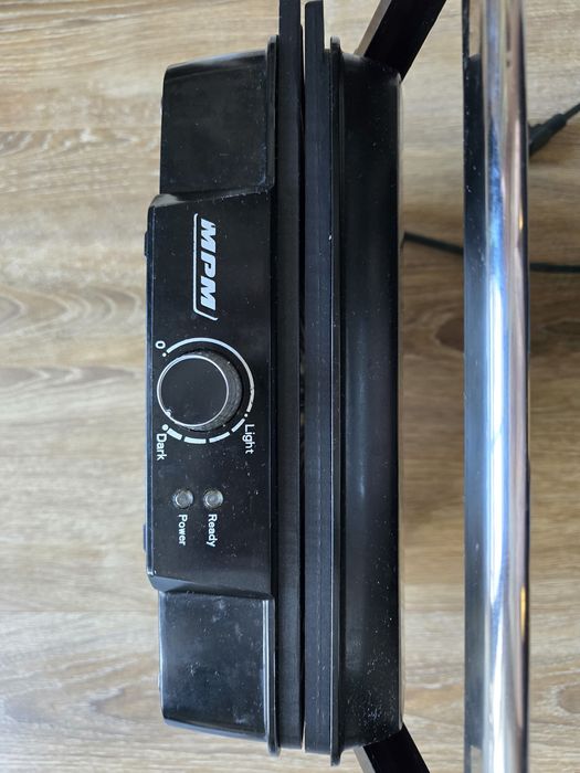 Grill elektryczny MPM MGR-09M