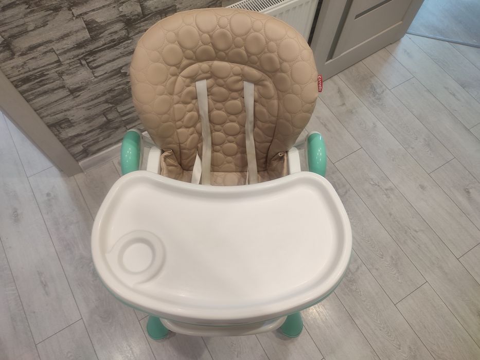 Стільчик для годування CARRELLO Caramel CRL-9501 б/в