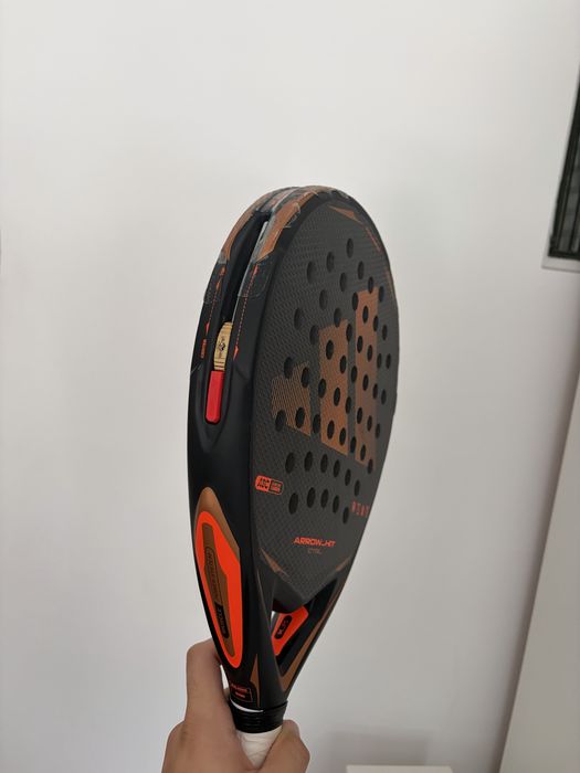 Adidas arrow hit ctrl 2026