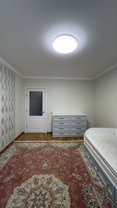 Оренда простороі 3 кімнатної квартири + гараж