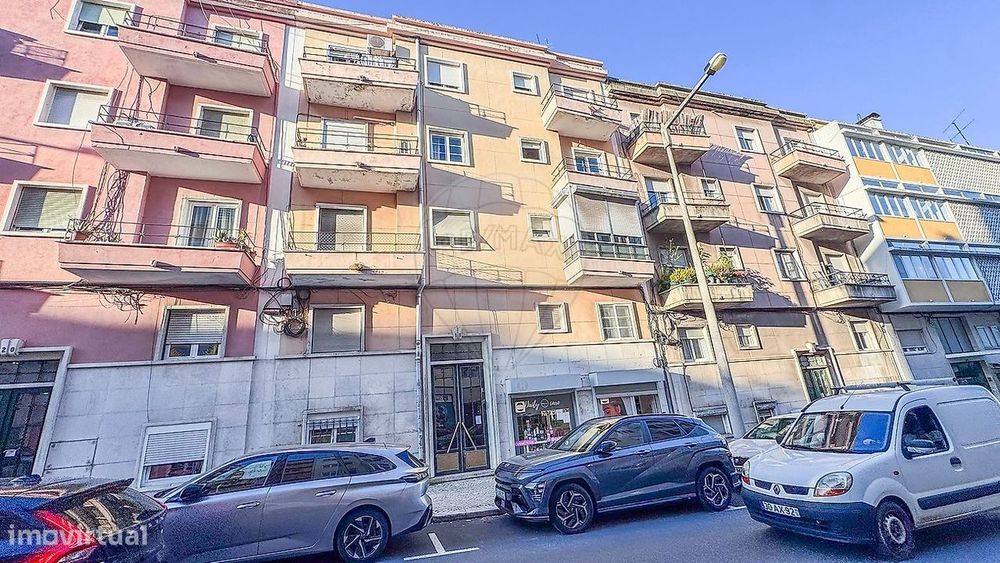 Apartamento T2 para venda — São Domingos de Benfica, Lisboa