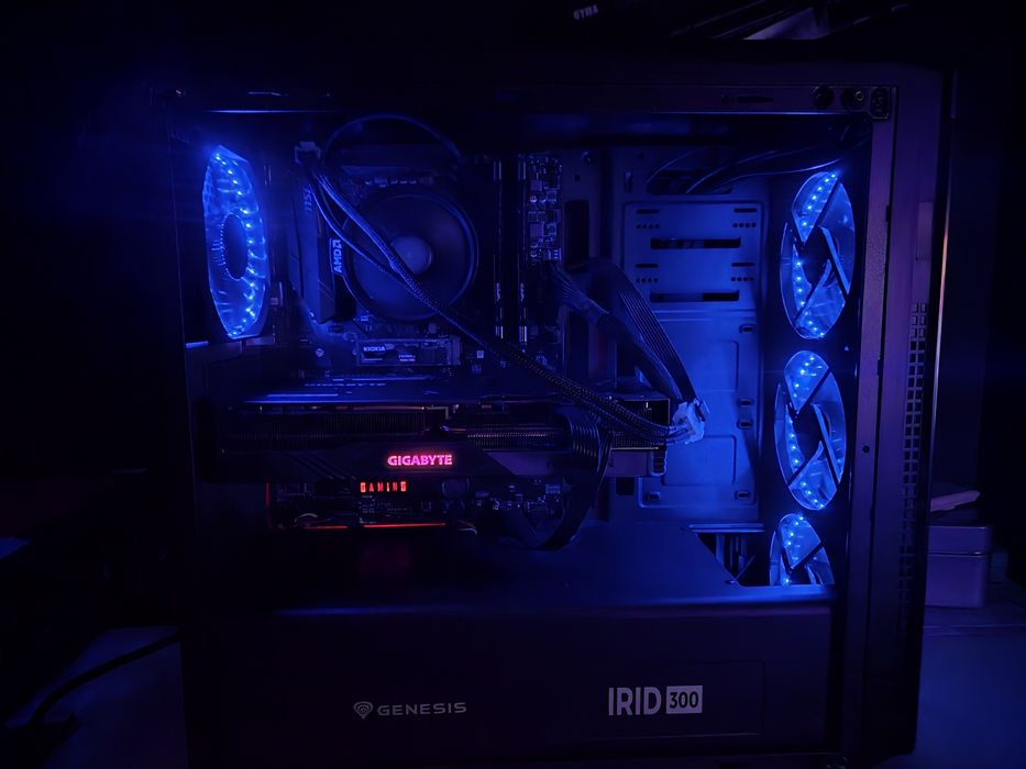 Komputer gamingowy / do Vr AMD Ryzen 5 5600 + Radeon RX 7800 XT