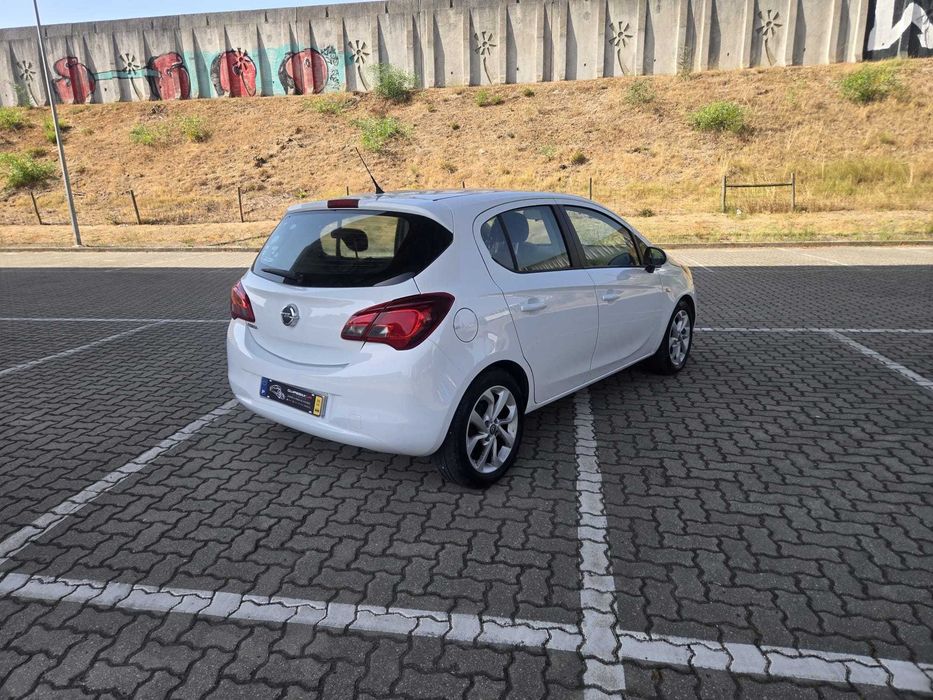 Opel Corsa 2015 C/ Financiamento