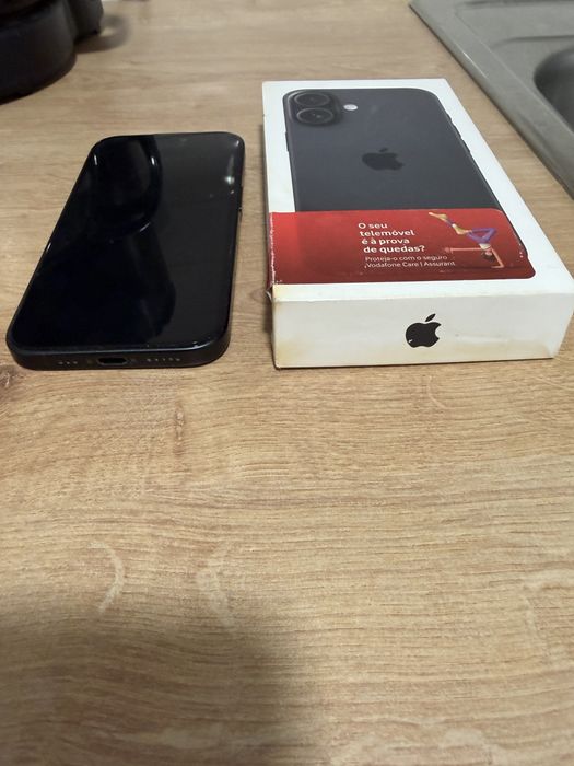 Iphone 16 praticamente como novo