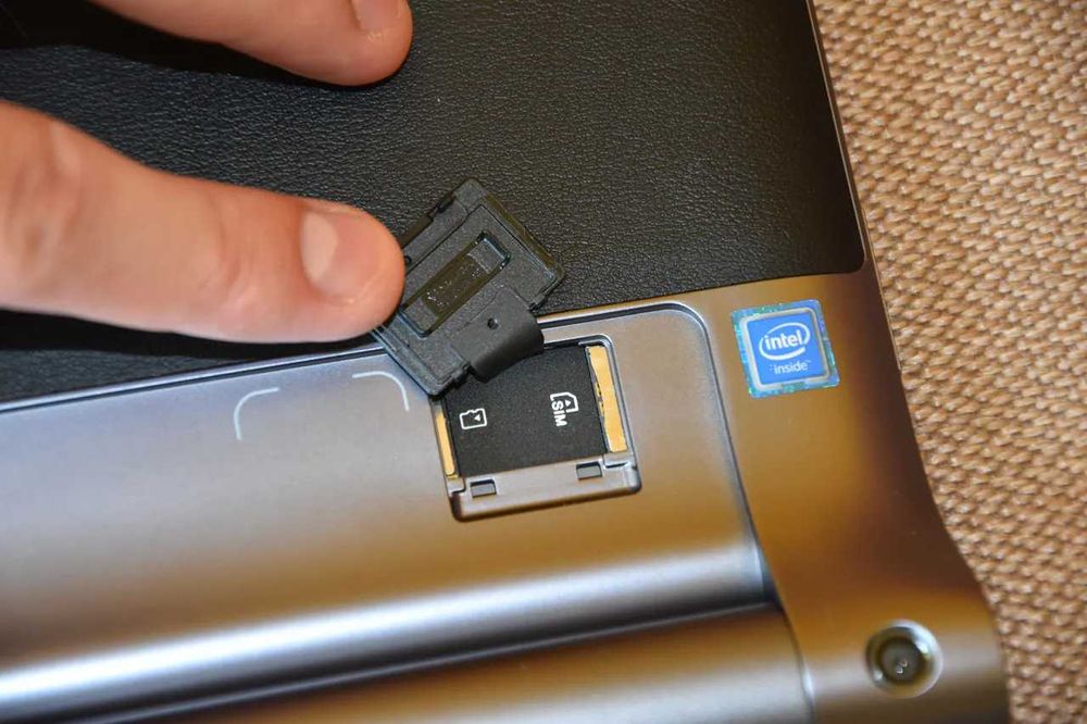 Lenovo Yoga TAB 3 Pro /4G LTE/4GB/64GB (YT3-X90L) 2K LED Z Projektorem